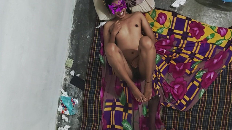 Riya babe: Mahasiswi nakal india ngetot di luar ruangan selesai kuliah Memek...