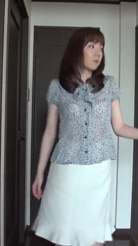 40'lı yaşlarında güzel evli bir kadın, köle olarak eğitilen bir eşi olan Chika Sasaki_Award