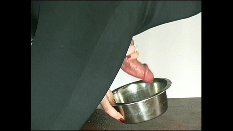 British Domination: Змусьте себе дивитися, як мій раб трахає мою фальшиву пизду