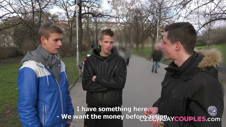 Czech Gay Couples: Cupluri homosexuale cehe 6 curve de pe stație - băieței flămânde Scurg...