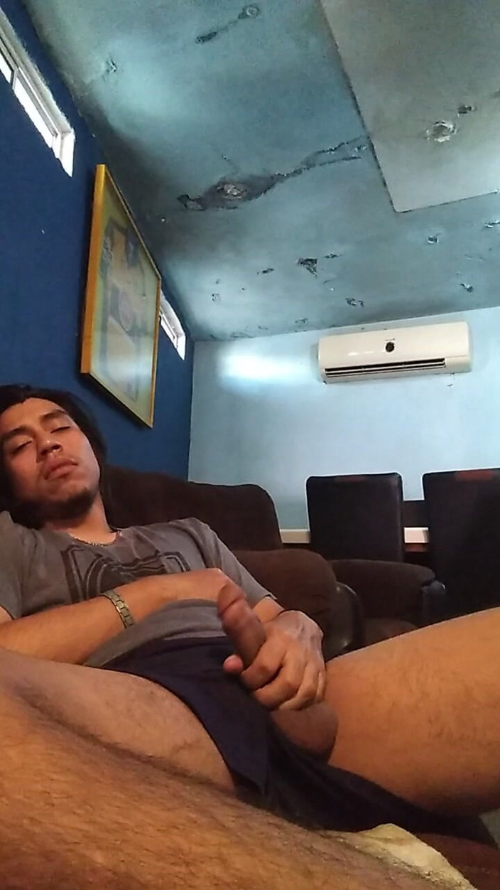 AlexAlejandro13: Podívej se na můj horký dětský obličej