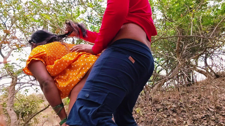 Premi pooja: Aaj Meri Bahan Mere Sath Bahar Outdoor Me Bathroom Karne...