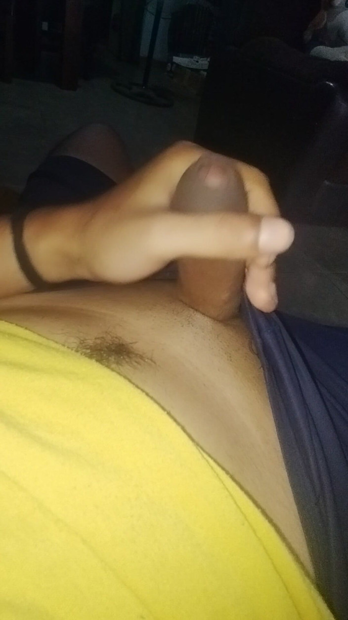 AlexAlejandro13: Un bastone eretto enorme