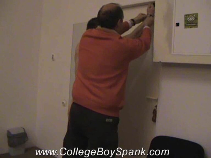 SPANKING BOYS VIDEO: Lukas Hu Vc