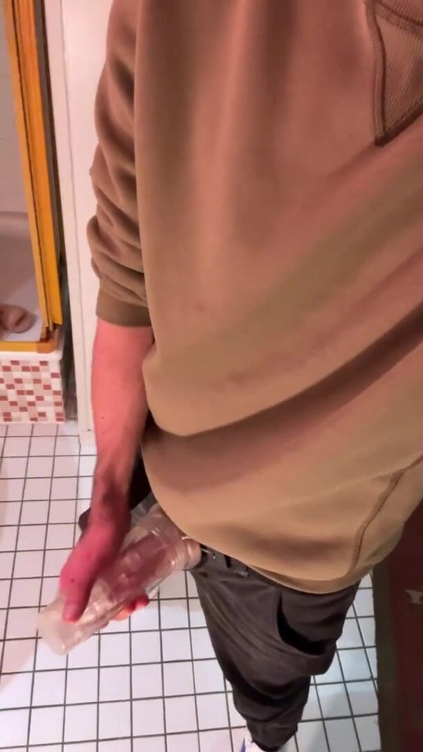 Fratchino: Azgın adam fleshlight ile oynuyor