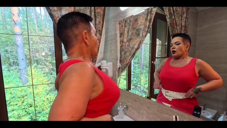 KarmenMilf: Preparando-se para a Celebração