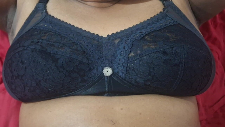 Teena New: sabse seksi sauteli sauteli mammi sabse hot vaayaral vidiyo
