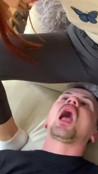 Estilo de vida femdom parte 5 - edición de escupir y oler axila, sentando en la cara, chupando culo
