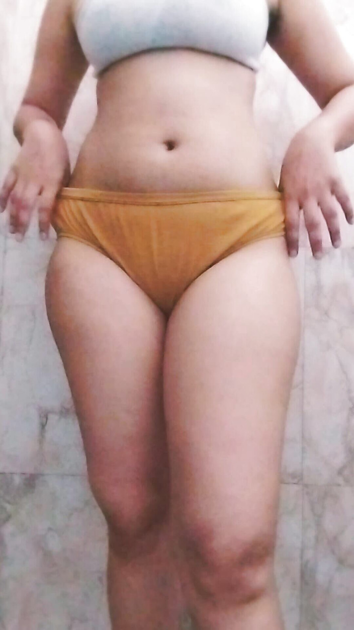 Riyathakur: Indická dívka šla za svým bývalým přítelem