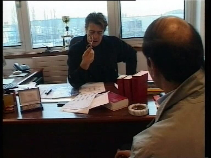 Real porno and movies XXX: Ліза трахається всюди і бере все в рот, дупу і пизду.