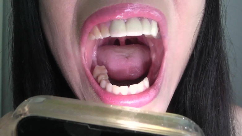 Quinn brooks: Mouth Tour Custom- Wmv
