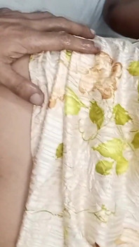 穆斯林村民哥是如何把继兄的鸡巴插进她的菊花的