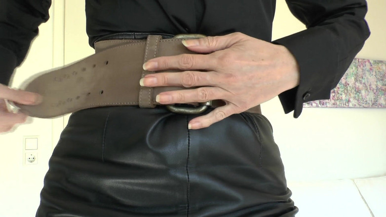 Lady Victoria Valente: Breite enge gürtel teil 78 lady victoria valente