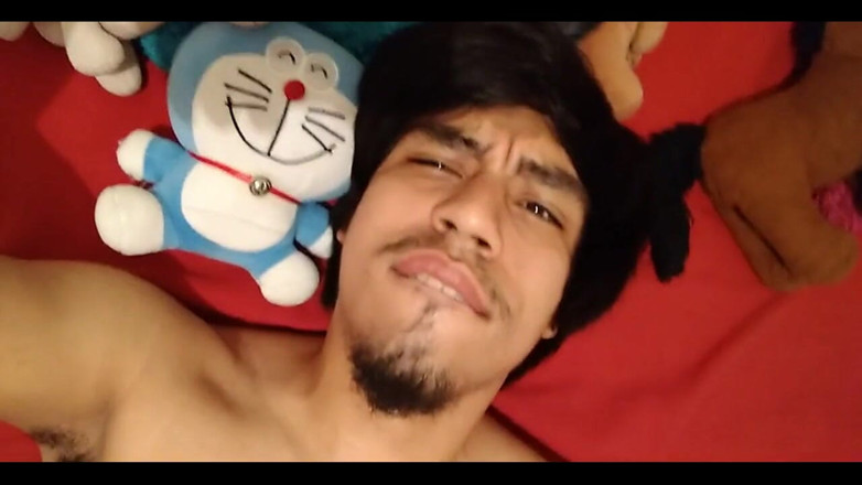 AlexAlejandro13: Chłopak gorący nago w domu sam