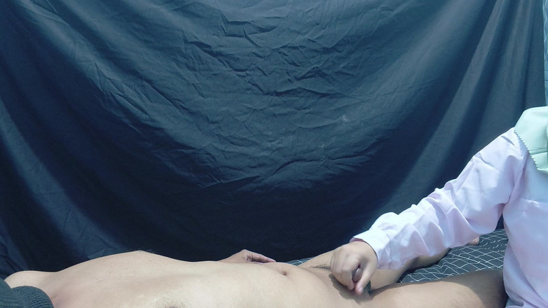 Vaginabig88: A mamãe de Bosskuu está solitária quando seu marido vive...