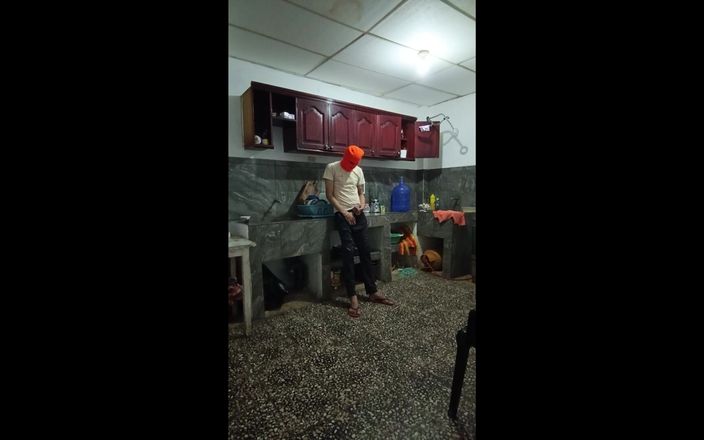 Goky: Stepcousin nâng nó lên mà không cần chạm vào nó