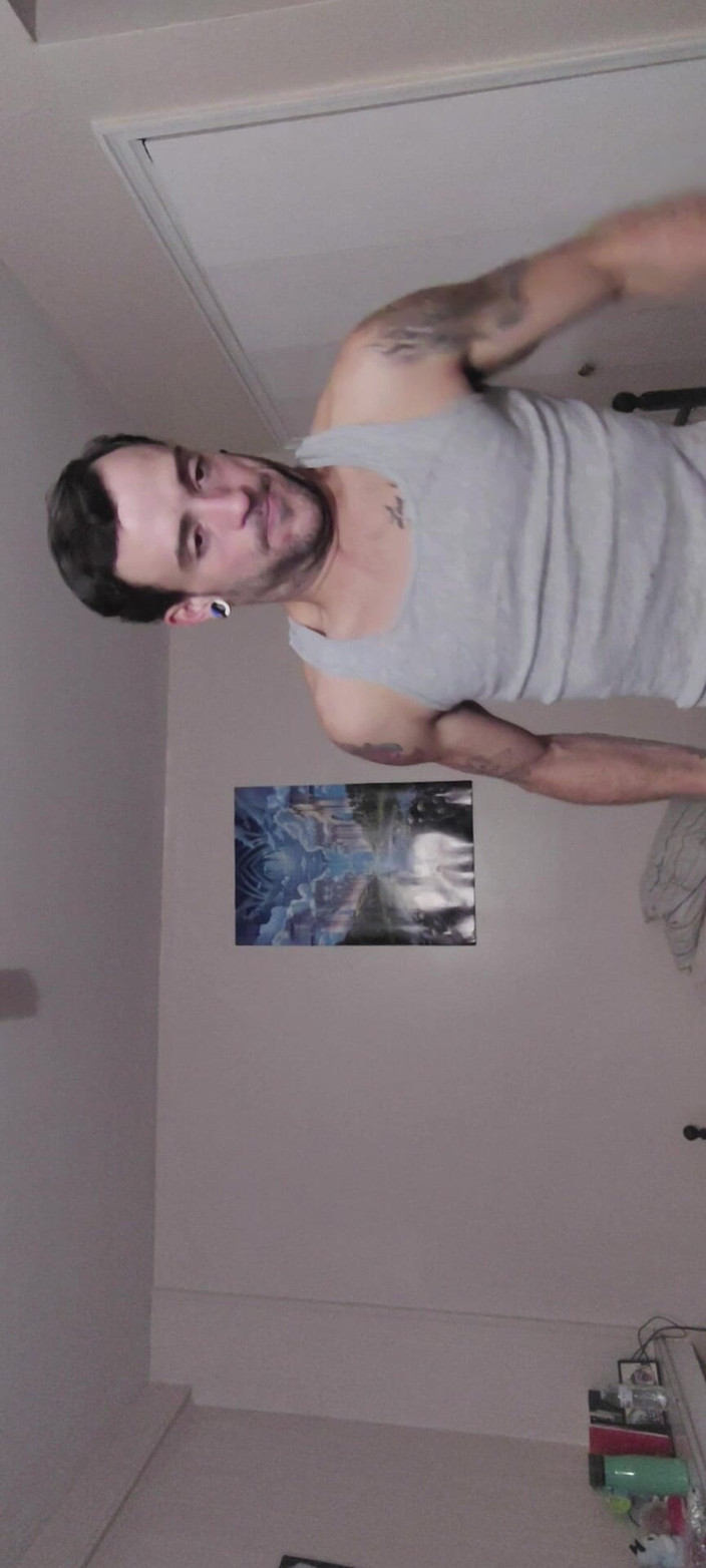 Mikey 21: 내 자지를 따먹기