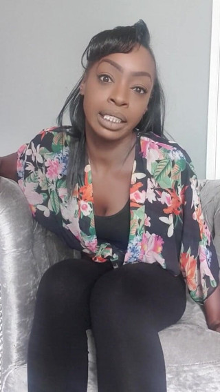 Mistress Coacoa: Ayaklarıma boşal baba!