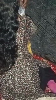 Ketika tiada sesiapa di rumah, saya mengongkek adik tiri saya yang romantik