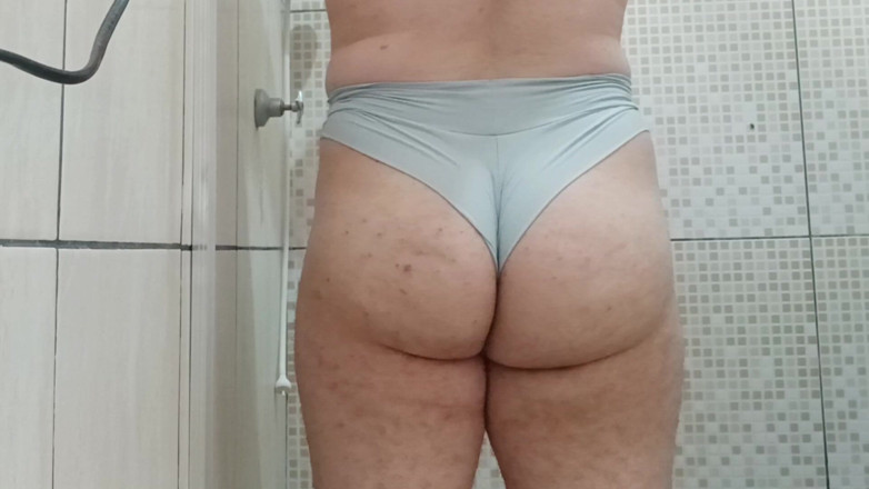 Mayaa Santos: Adoro Mettermi in Mostra a Un Uomo Davanti Alla Webcam