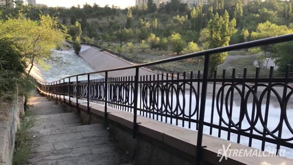 Extremalchiki: Sesso mattutino al parco