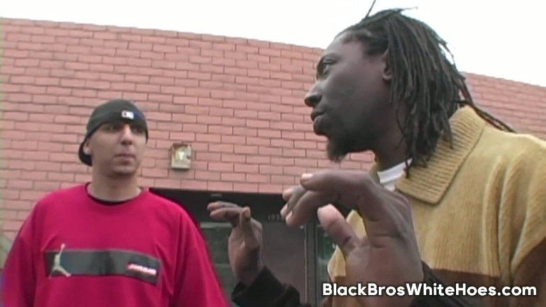 Black Bros White Hoes: La estrella porno Cytheria es una chica blanca que ama...