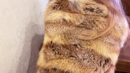Ruda Cat: Dominacja nad laską w lisim futrze, skórzanych butach, skórzanych rękawiczkach...