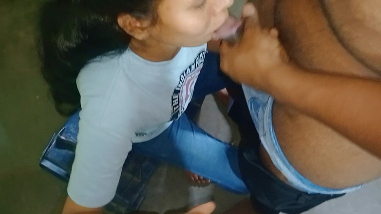 NikiRathod: 訪問前のフェラチオガール