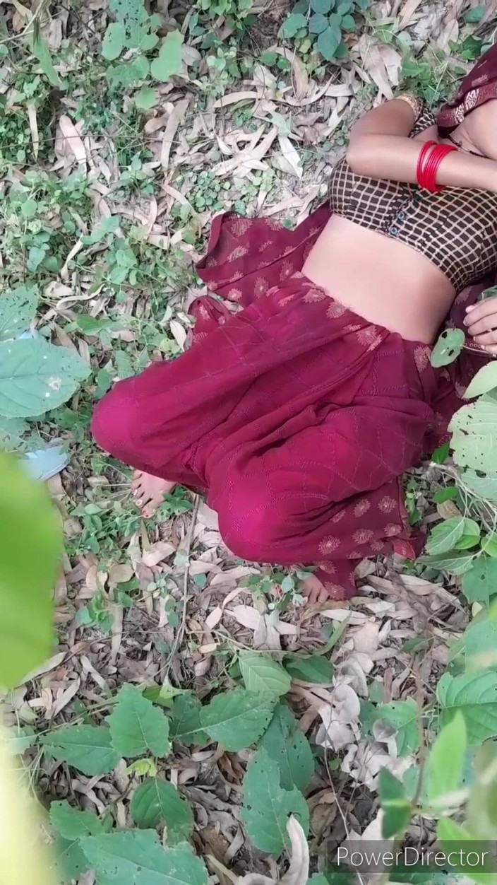 Renudbf: Outdoor-dorf Desi ficken