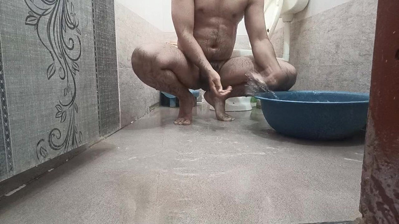 LovedSunsine1990: Є ще щось, що робить купання оголеним задоволенням.