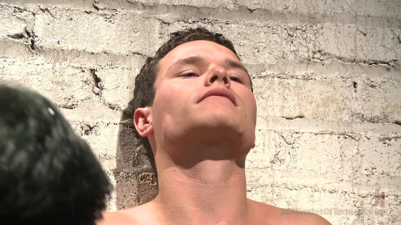 30 Minutes of Torment: Ateşli adam sınırlarını maksimuma zorluyor!