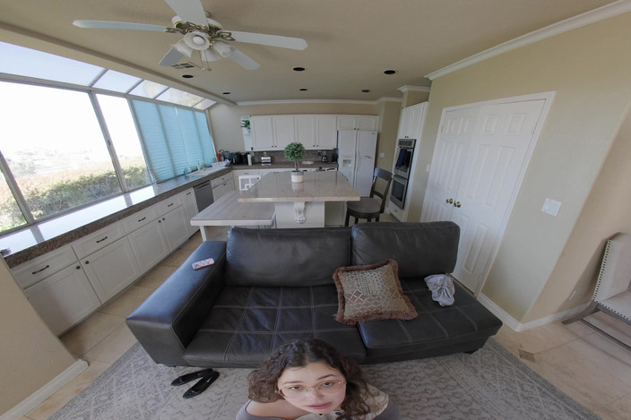 Lethal hardcore VR: Lethalhardcore vr - Leana está obsesionada con la enorme polla de...