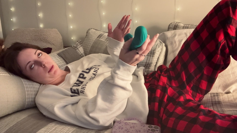 Nadia Foxx: Nevlastní sestra dostane její hračku zpět a používá ji k...