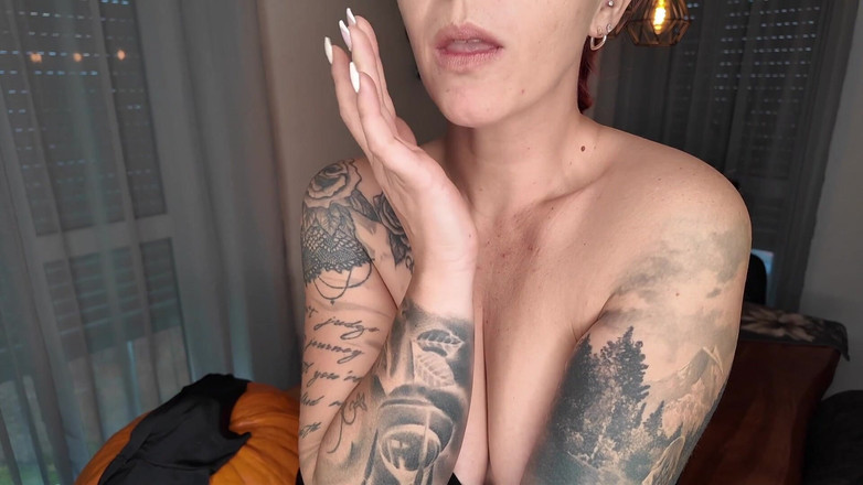 Nina Devil: हॉट हेलोवीन वाइब्स क्या आप यहां हैलोवीन मूड में आते हैं?