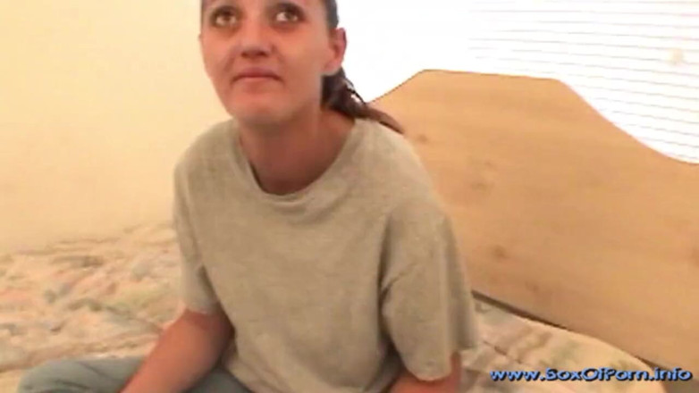 Spungy Gunk Films: Motorhome Park Skank Yazmine Repays a Bad Check with Her...