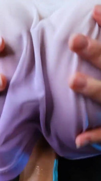 Stehen Sie auf transparente Tops?