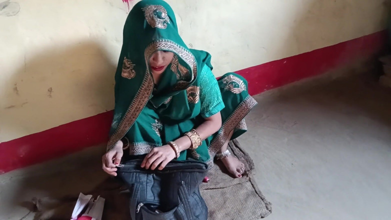 Shahilsingh119: Desi Hot Wife Very Cute