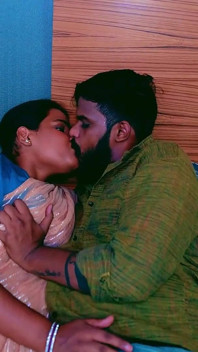Pasangan hot india pagi-pagi