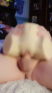 Grande pau femboy libras buceta de bolso