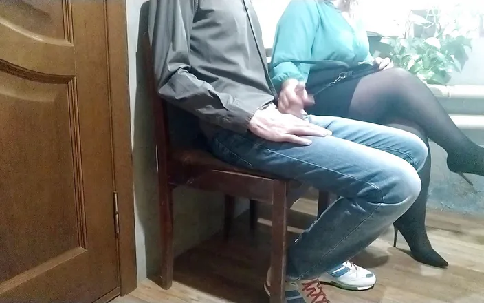 OurFetishLife: Stranger woman in the waiting room handjob to me