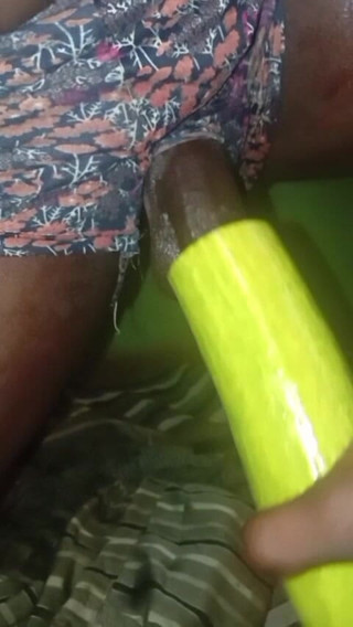 Badman4606: Jilat lubang pepek manisnya.