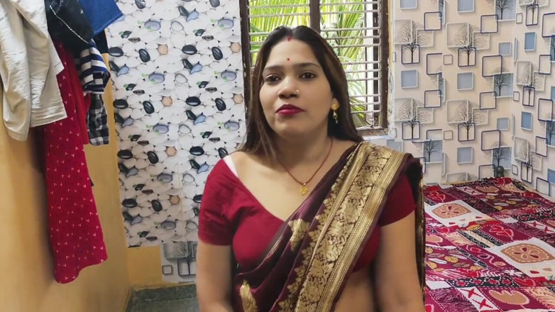 Sona bhabhi: Indiana fodida em sua buceta apertada por um entregador swiggy