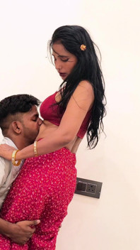 Desi Video Had Hardcore Sex with a College Friend in a Hotel and Sucked Her Boobs Indian Audio