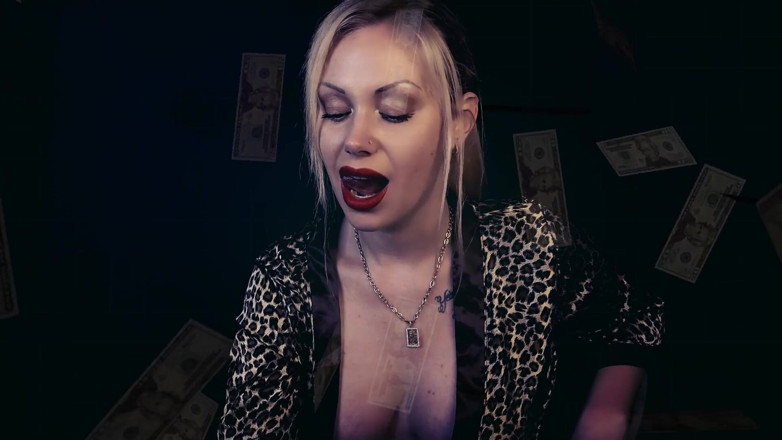 Goddess Misha Goldy: 喫煙は魅惑し、財布を排出します