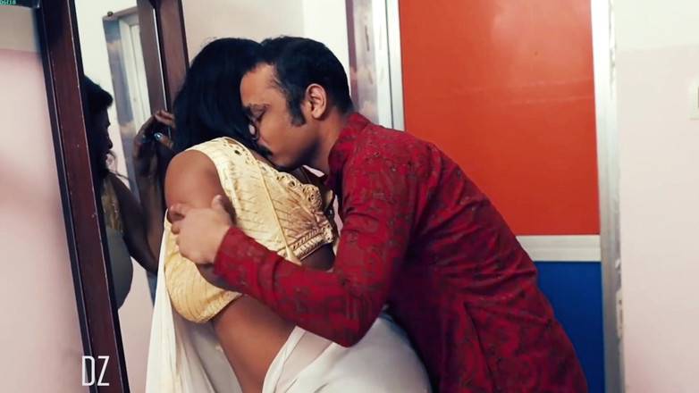 AlexDaizo: नवविवाहित पत्नी की उसके देवर द्वारा स्नान के बाद चुदाई हिंदी ऑडियो