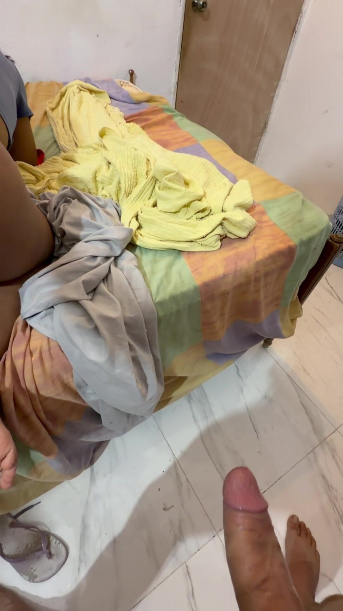 Brunnete Sofi: Moje nevlastní dcera mi nabízí svůj zadek, když moje žena není...