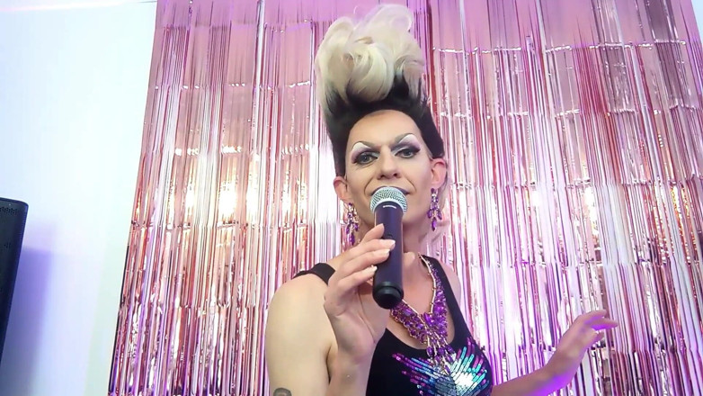 Alexa love sit: Sweet Transvestite Cover