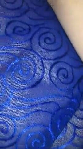 Boobie chick: Cận cảnh chơi với cu giả của tôi