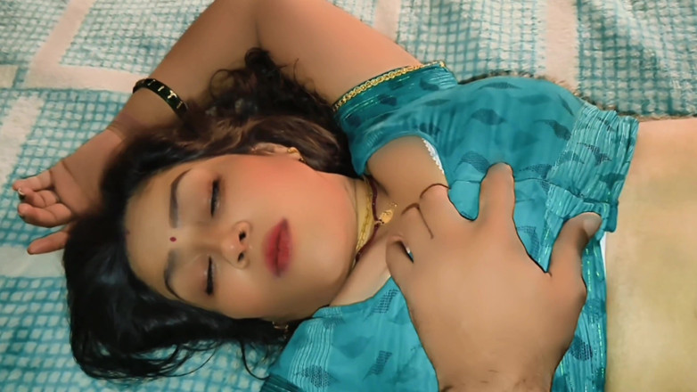 Komalaman: I'm Sexy' Housewife