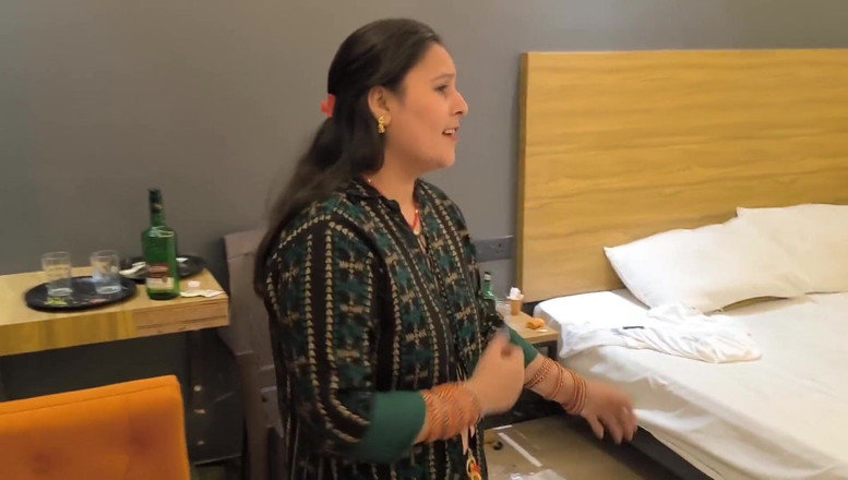 pujaprem: Fată desi Puja Baby